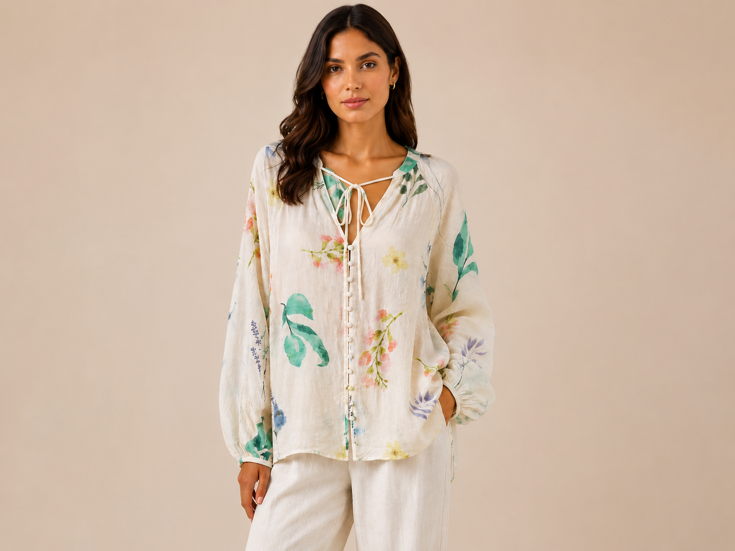 Blusa Donna Fantasia Floreale Acquerello con Scollo a V e Laccetti