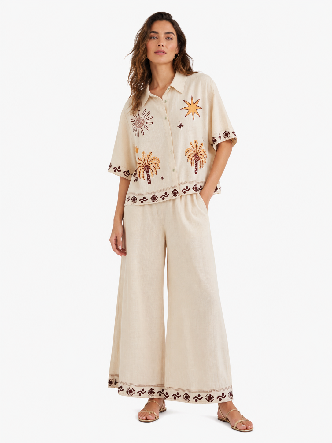 Completo Donna Camicia e Pantalone Ricamato Bianco con Ricami Tropicali