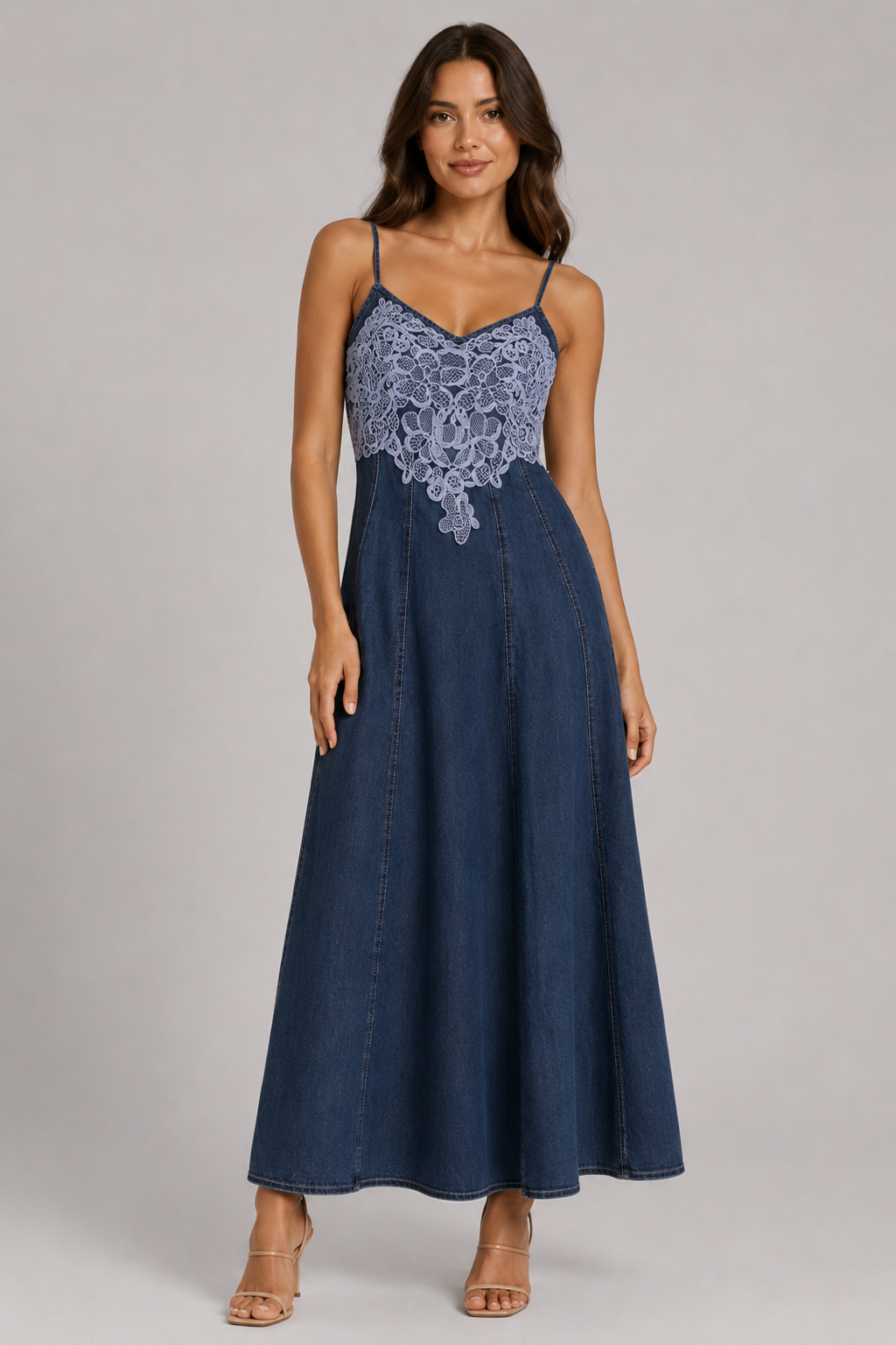 Vestito lungo in denim con pizzo floreale